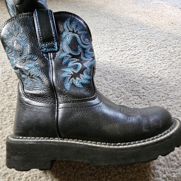 Ariat Western Boots - Picture 4 of 8